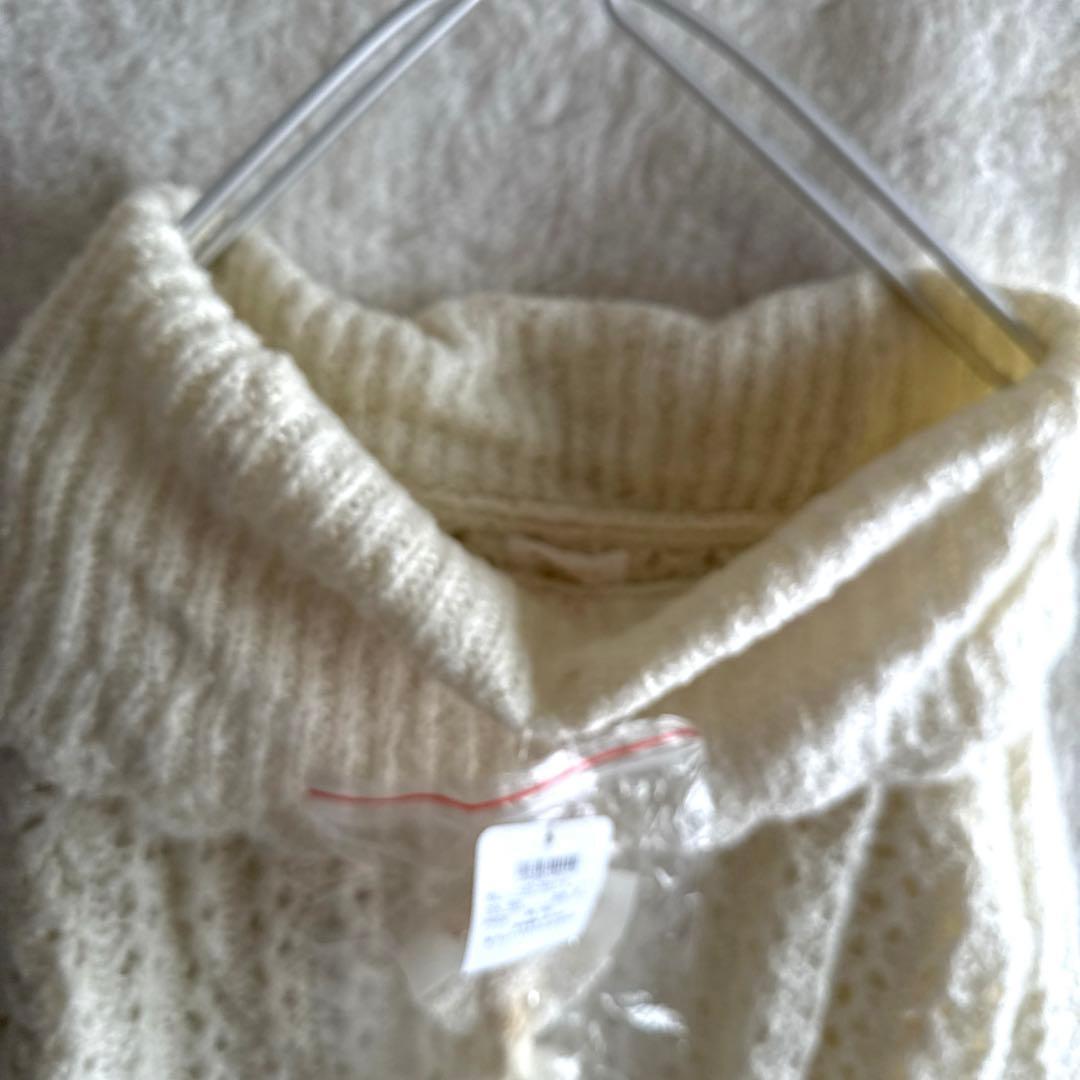 【訳あり特価】リズリサ　オフショルオフホワイト セーターLIZ LISAリボン付