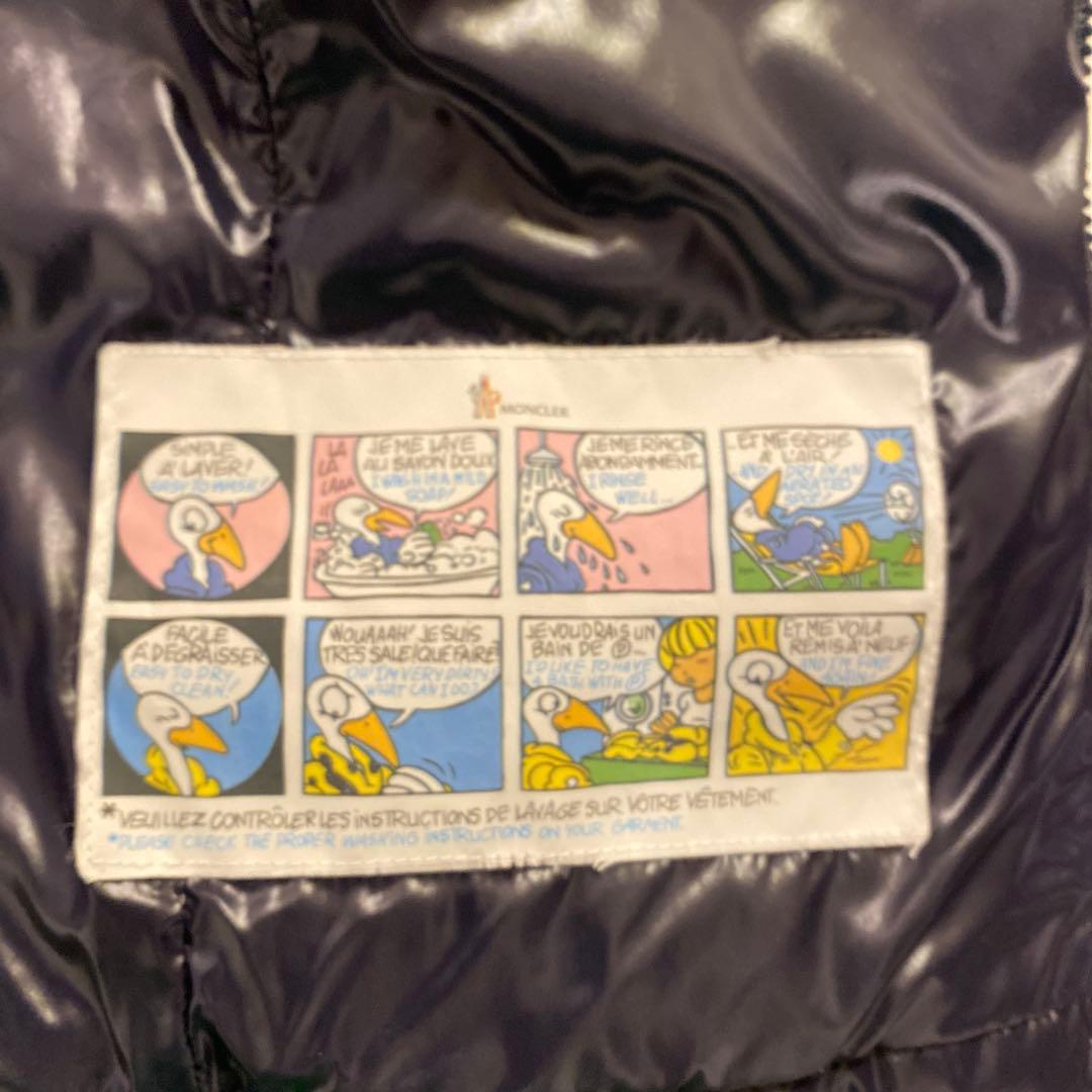 MONCLERダウンベスト