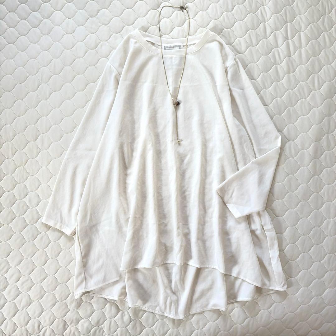 人気商品✴︎ビアズリー 後ろドレープTブラウス アイボリー FREEサイズ