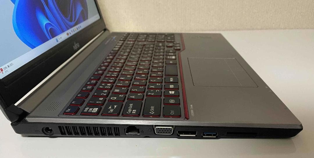 Win11 富士通LIFEBOOK E754/H メモリ8GB SSD256GB