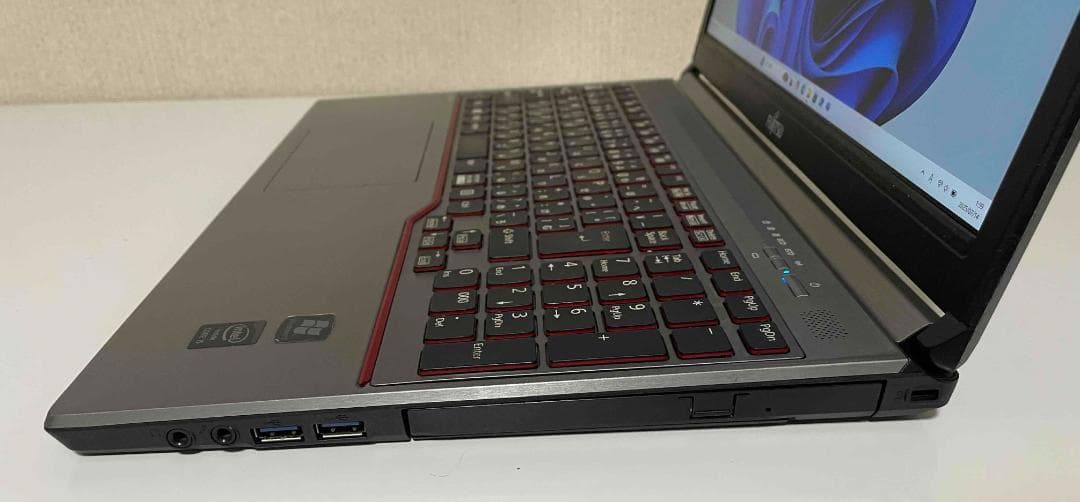 Win11 富士通LIFEBOOK E754/H メモリ8GB SSD256GB