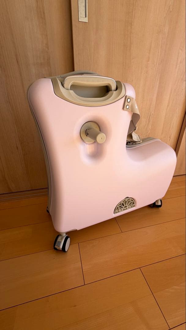 ノリッコ　のりっこ　乗れるキャリーケース　パステルピンク