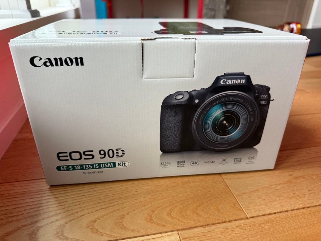 Canon EOS 90D キット EF-S 18-135 IS USM 一眼