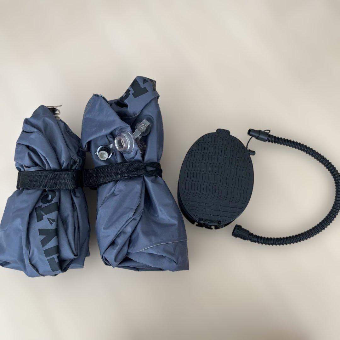 フライトット　FLYToT 飛行機　旅行　フットレスト　本体2つセット