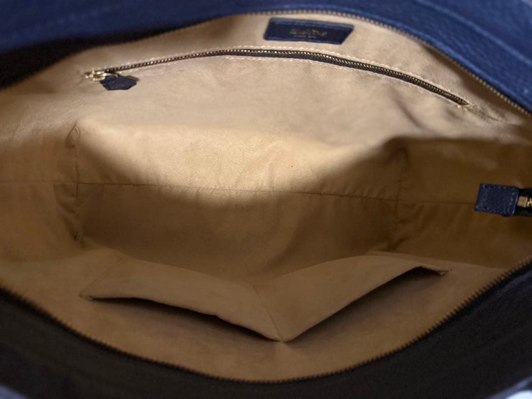 美品 HushTug ハッシュタグ トートバッグ ビジネスバッグ レザー 本革