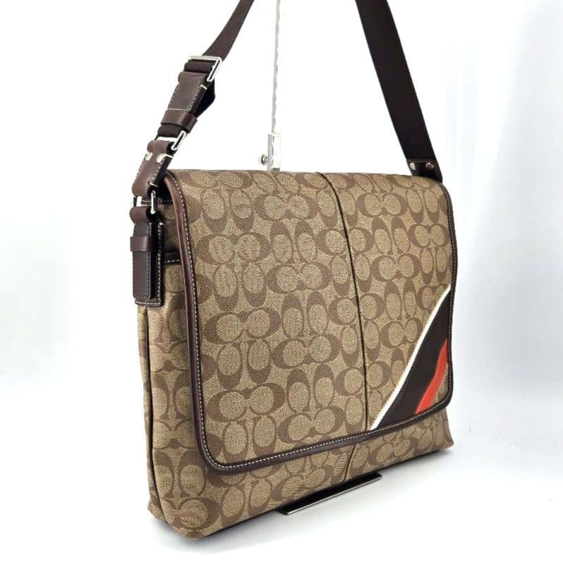 極美品　COACH 　コーチ　メッセンジャーバッグ　ショルダーバッグ　ヘリテージ