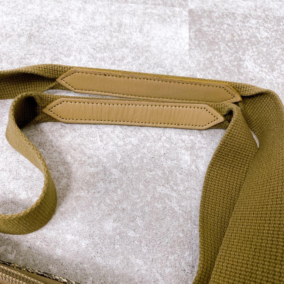 美品 イブサンローラン ジラフ柄 ボストントートバッグ 大容量