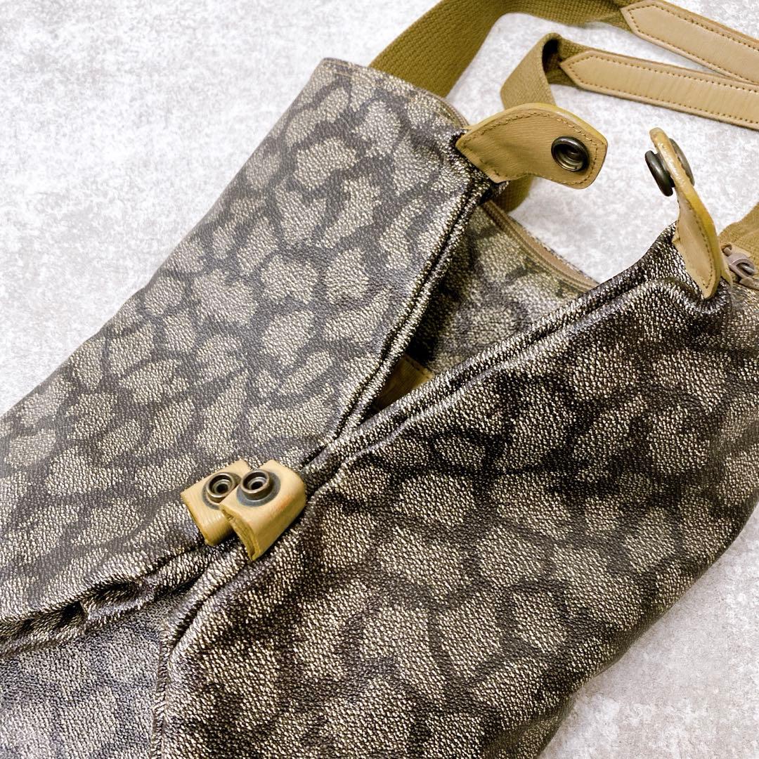 美品 イブサンローラン ジラフ柄 ボストントートバッグ 大容量