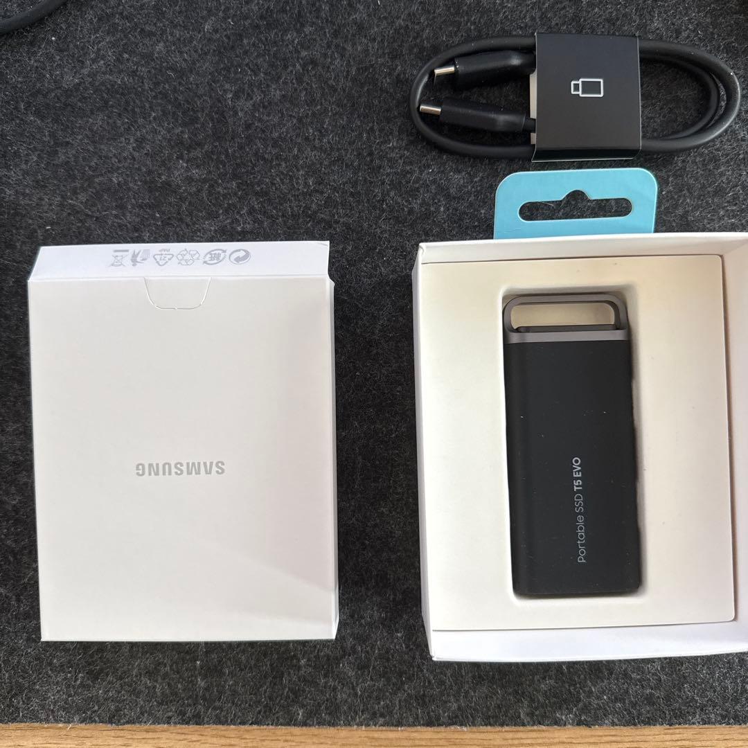 外付けハードディスク・ドライブ Samsung Portable SSD T5 EVO 8TB