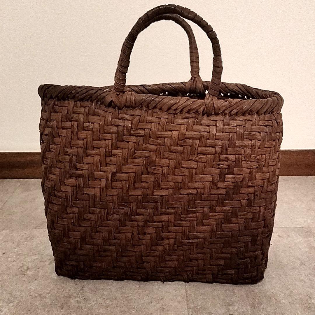 【山葡萄】　かごバッグ　未使用