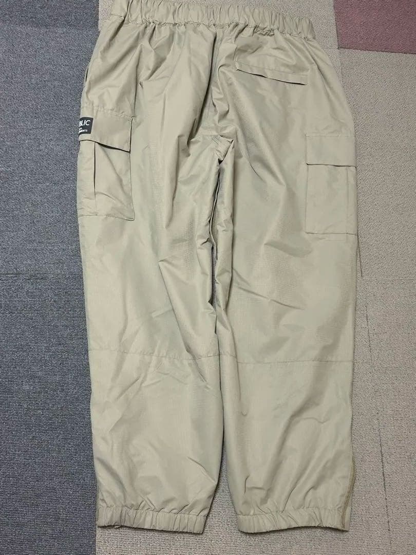 REPUBLIC&CO スノボウェア ベージュ Mサイズ