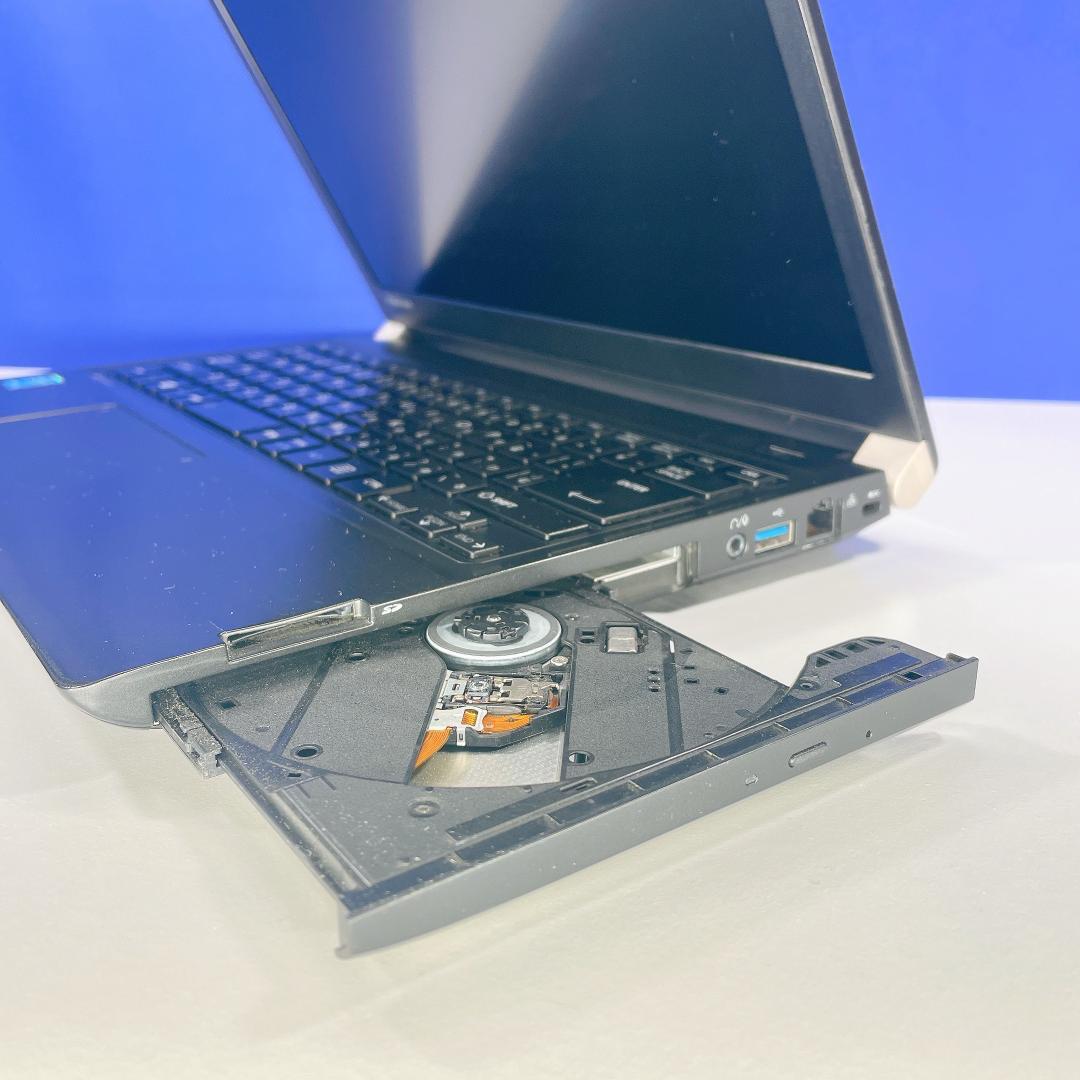 即利用OK！Windows11✨快適SSD✨東芝黒 小型ノートパソコン軽量DVD