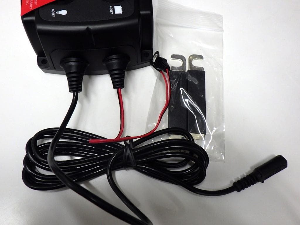 CTEK 走行充電器　D250SE+SMARTPASS120S セット