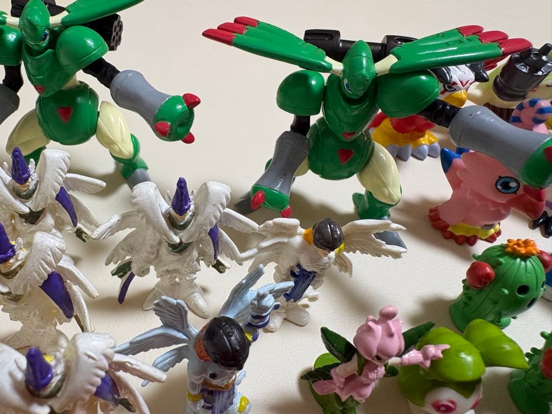 【2/2AMまで値下げ】デジモン　フィギュア　124体　まとめ売り