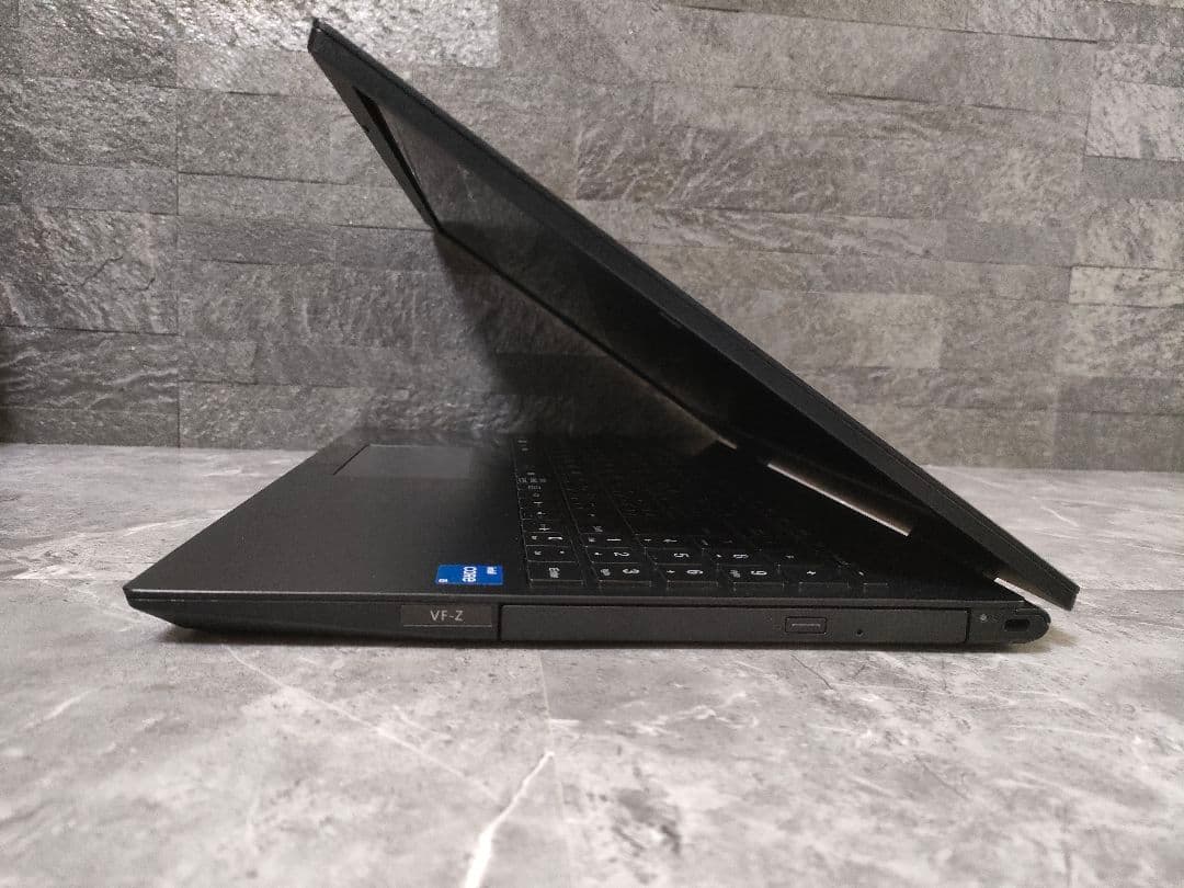 ✨美品✨NEC✨corei5✨第11世代✨メモリ16GB✨新品NVMeSSD✨