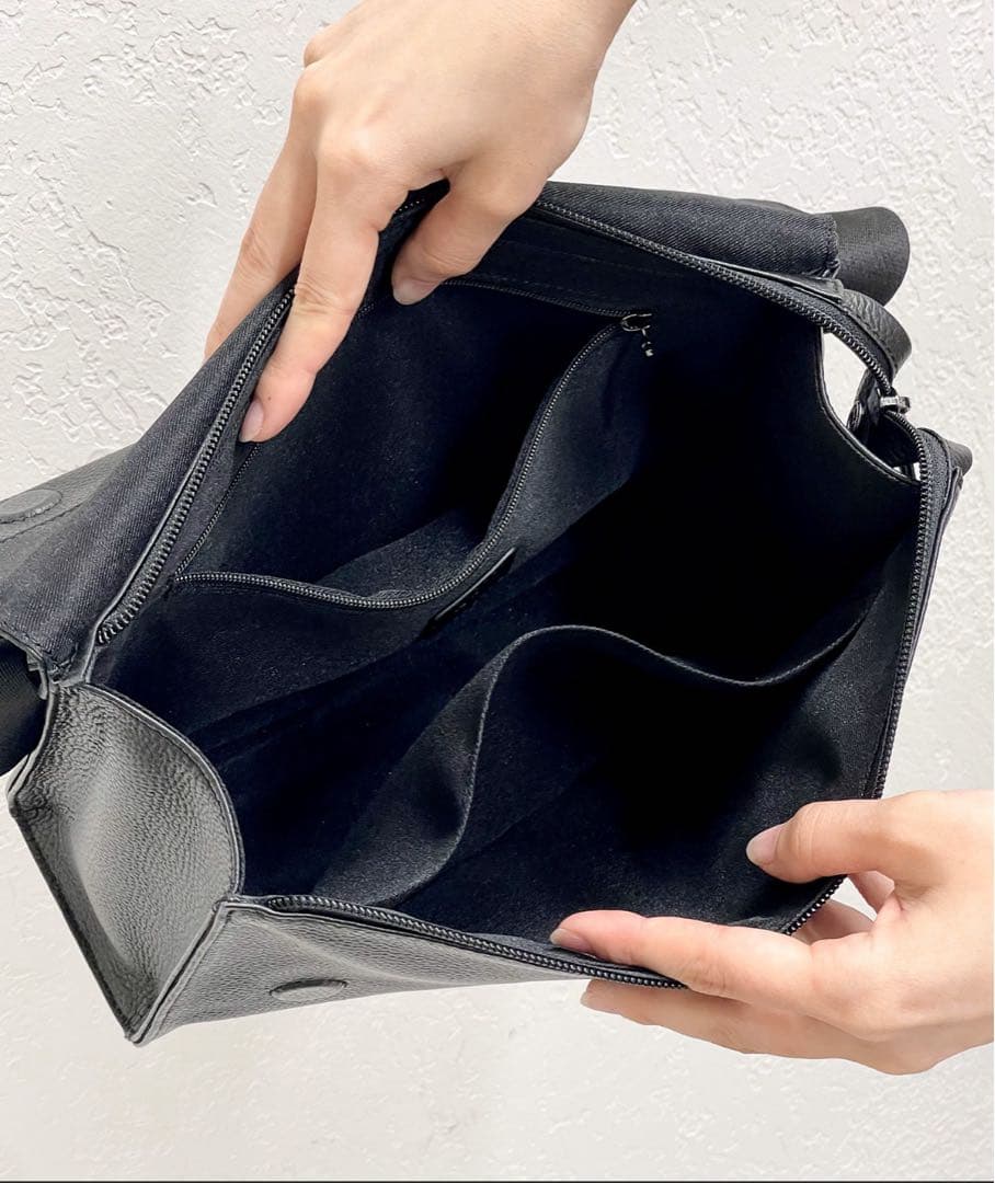 イアパピヨネ　ワイドテープショルダーバッグ　ボディバッグ　完売色