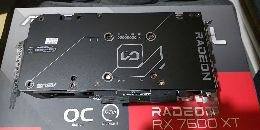 グラフィックボード・グラボ・ビデオカード ASUS Radeon RX7600XT 16GB