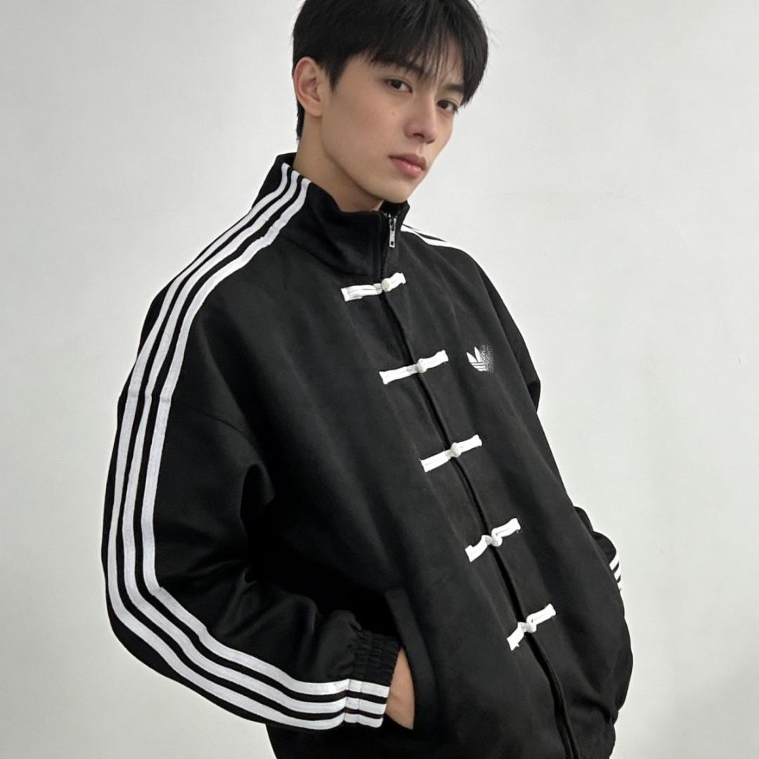 新品 アディダス 中国限定 蛇年トラックジャケット ブラック S
