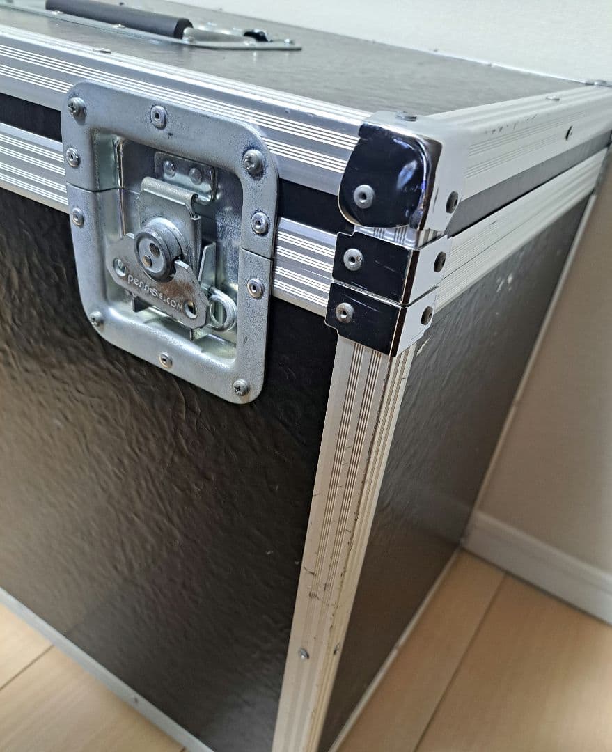 ソニー 4K ビデオカメラ プロ(業務用)