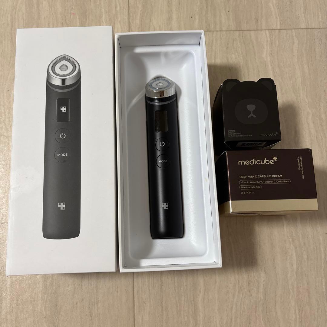 medicube BOOSTER PRO 美顔器 ブラック【まとめ売り】