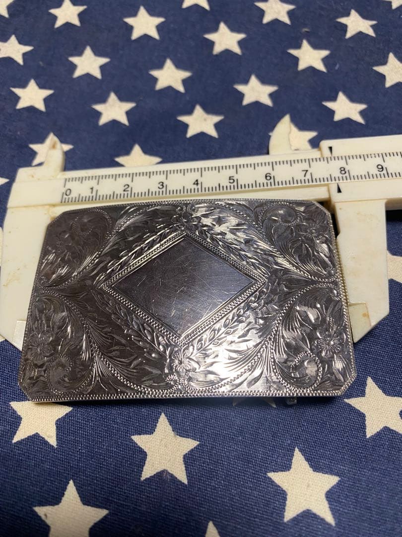 シルバー製エンボスバックル 約8.5cm x 6cm(サンセットトレイル)