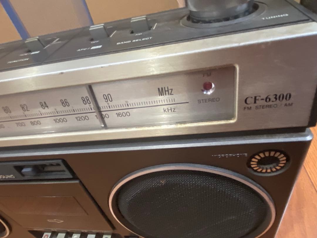 SHARP QT-Z11 ,SONY CF-6300 ラジカセ　2台セット