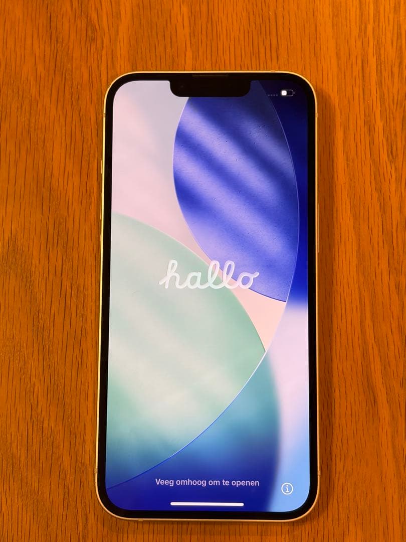 Apple iPhone 14 ホワイト 本体 充電ケーブル付き