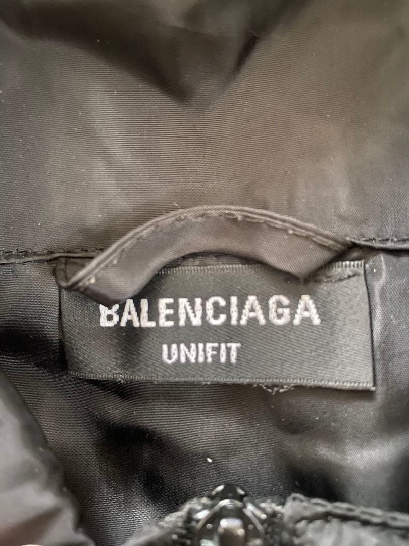 バレンシアガ　ナイロンジャケット