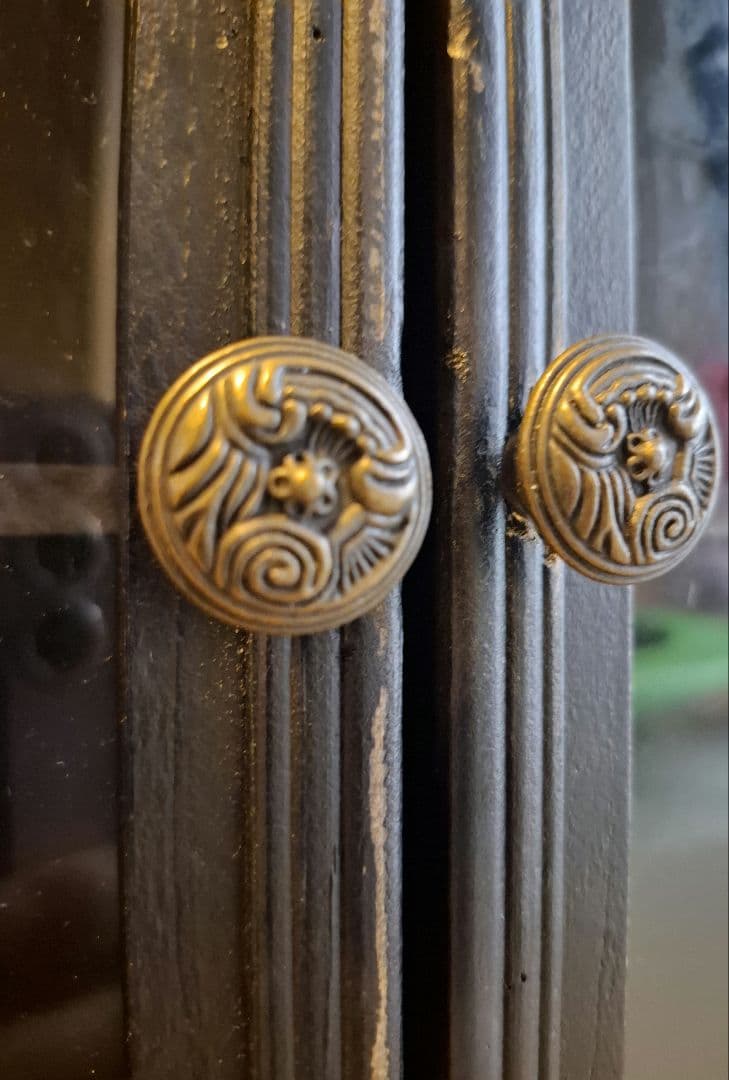 アンティーク調 ブラック ガラスキャビネット 飾り棚 シャビーシック 収納棚