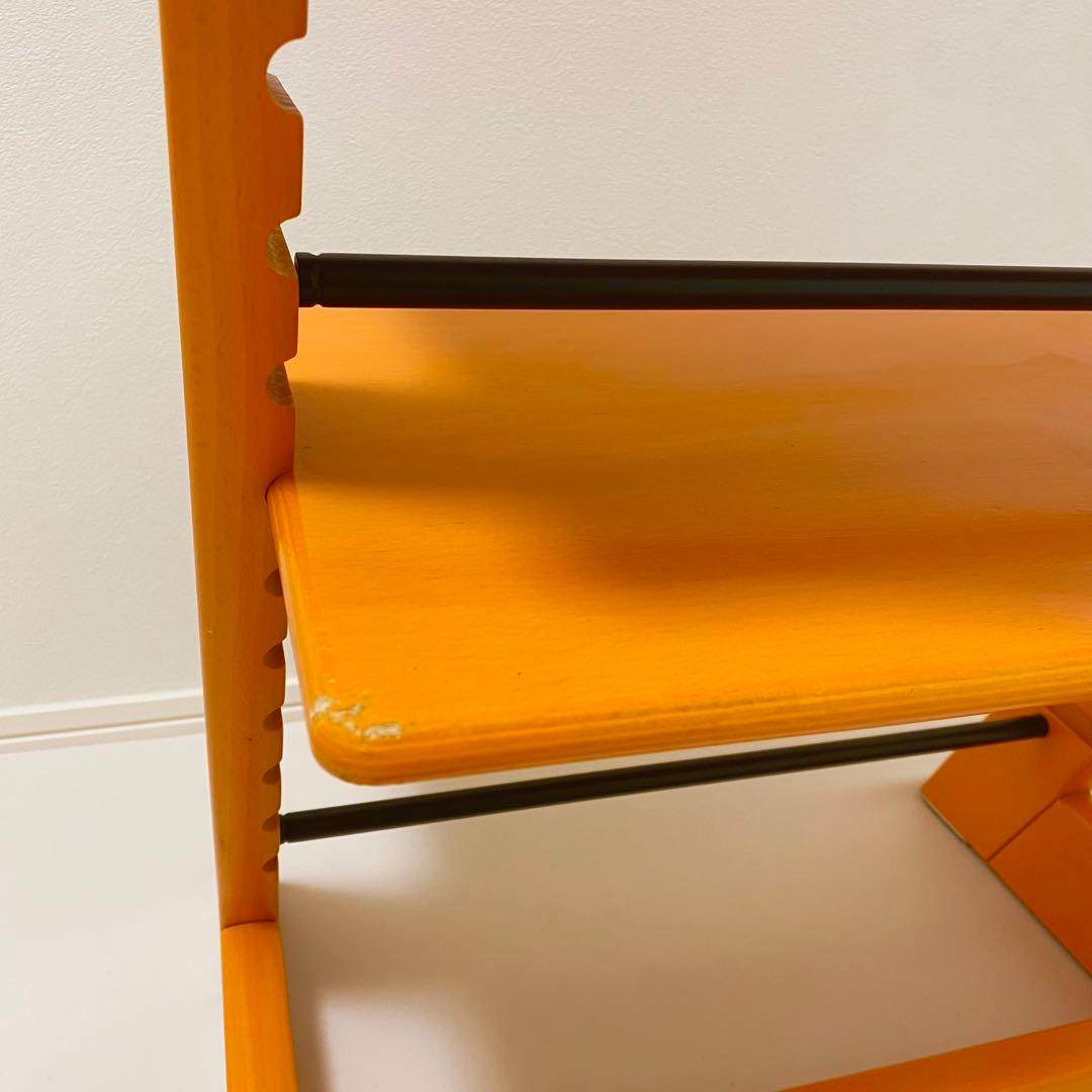 ♢美品♢STOKKE トリップトラップ シリアル4 廃盤色 オレンジ　ハイチェア