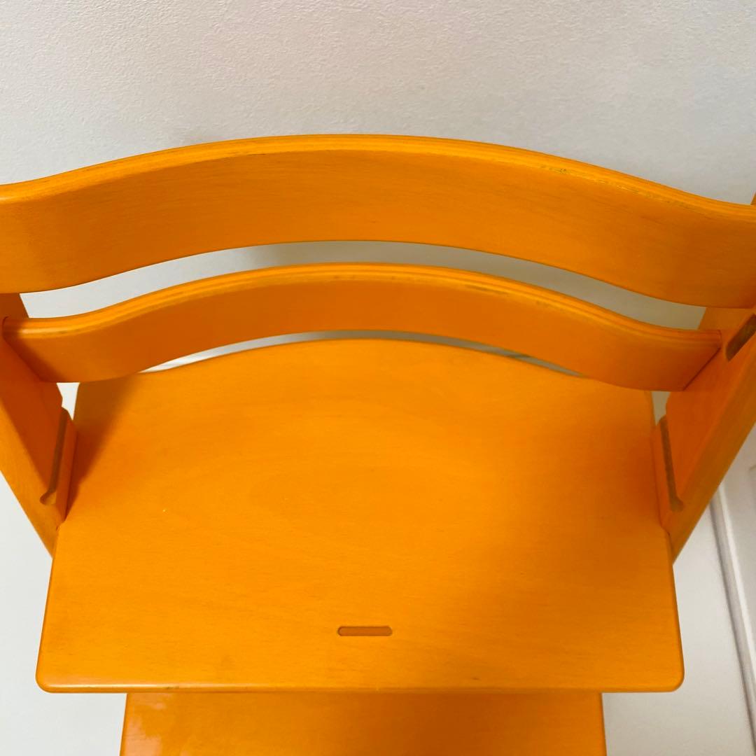 ♢美品♢STOKKE トリップトラップ シリアル4 廃盤色 オレンジ　ハイチェア