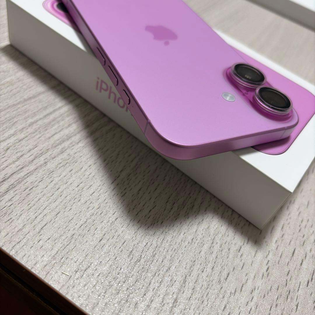 【美品】iPhone16 128GB SIMフリー バッテリー93% ピンク