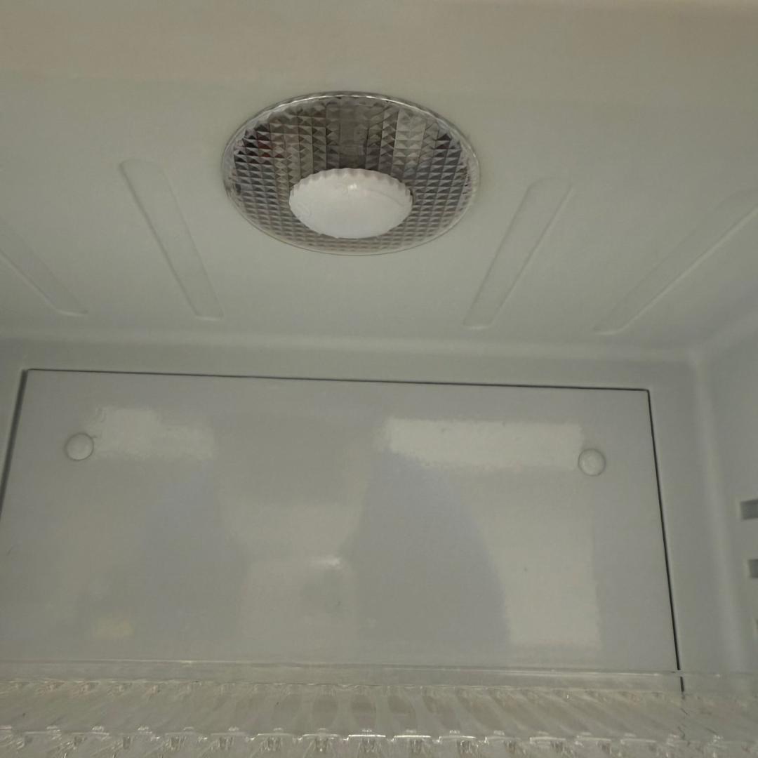 ★エスキュービズム　20L　冷蔵庫　ペルチェ式　WRH-M120　2018年製