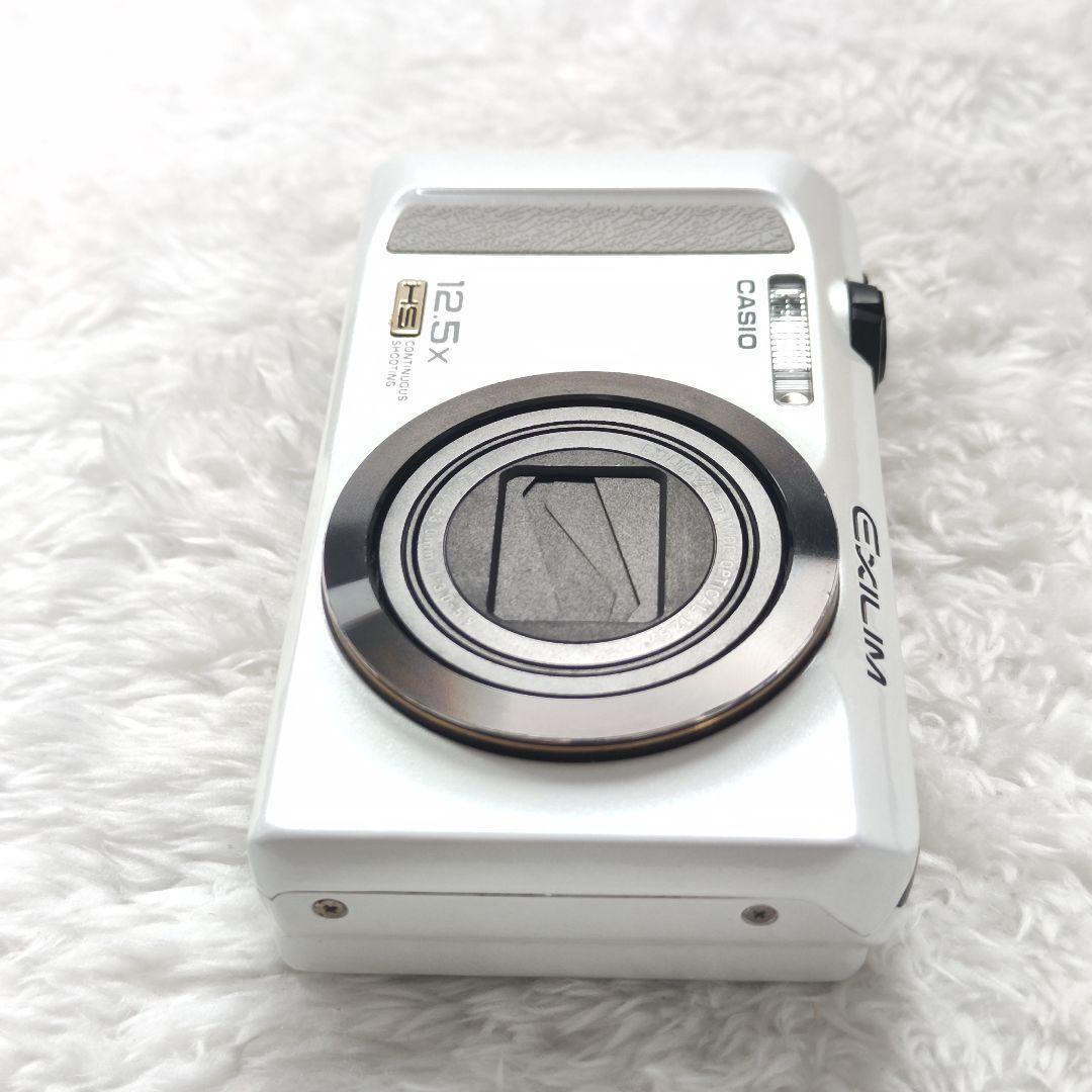 良品✨CASIO EXILIM EX‐ZR200 ホワイト コンデジ デジカメ