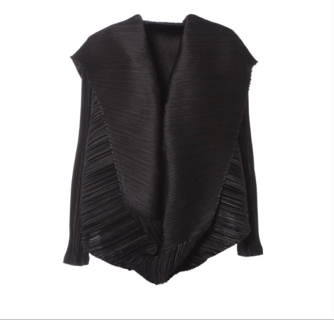美品【プリーツプリーズ】イッセイミヤケ　3D 立体プリーツ　変形カーディガン　黒