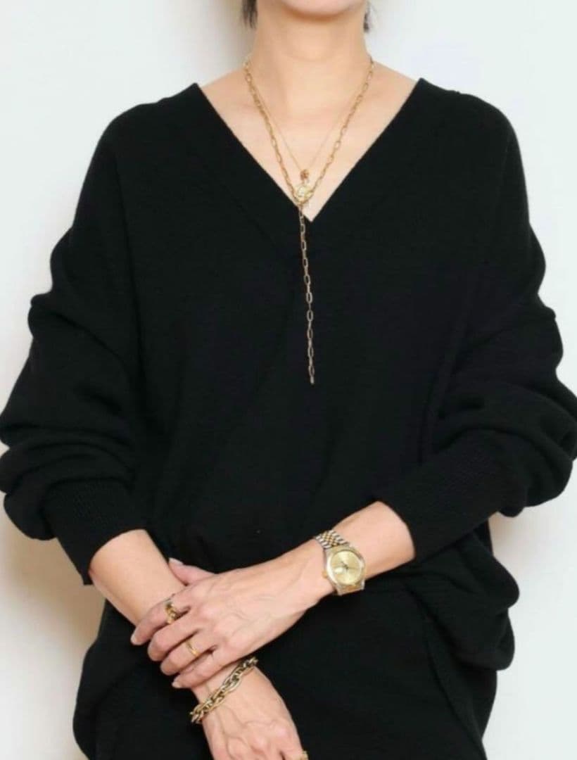 MUSE de Deuxieme Classe OLBIA Vネックプルオーバー