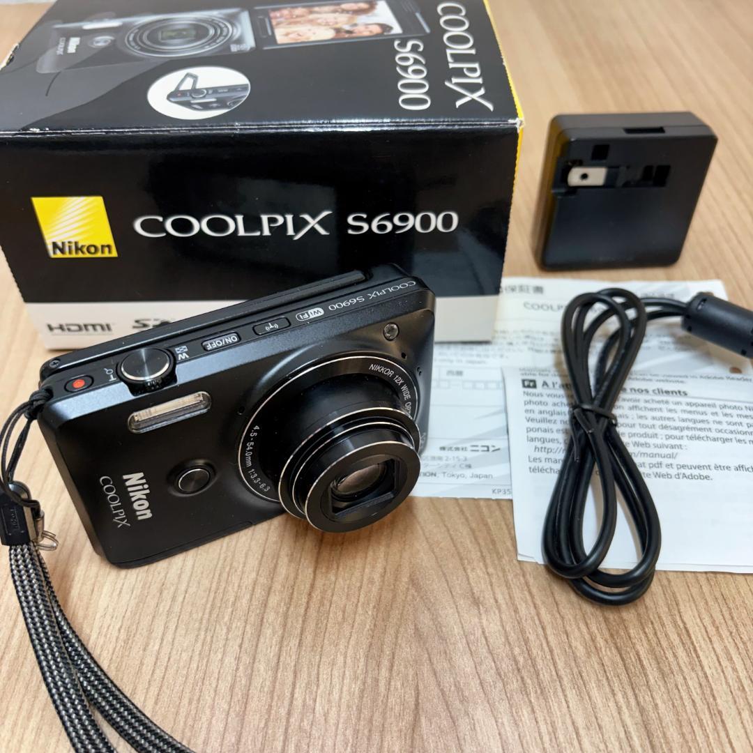 完動品 Nikon COOLPIX S6900 ブラック 箱付き