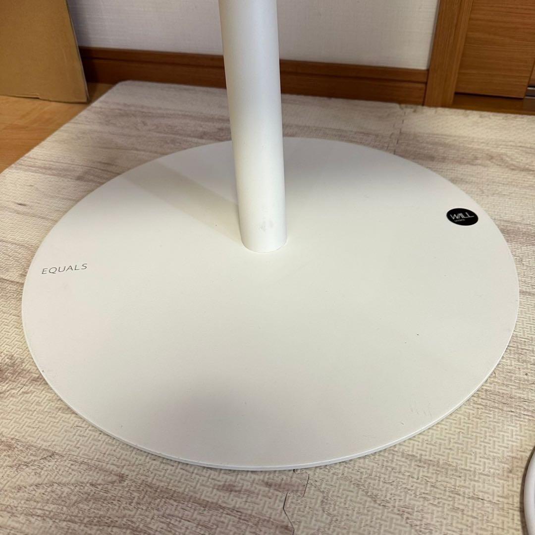 Panasonic パナソニック　TH-32F300 スタンド付き　2018年