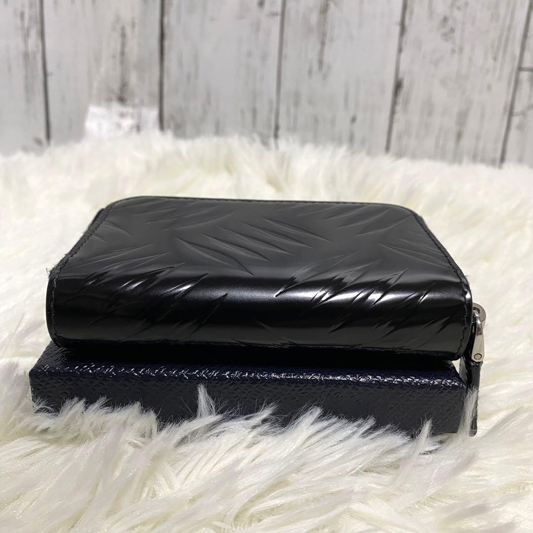 極美品✨PRADA ケース ブラッシュドレザー 黒 ロゴ箔押し 現行近