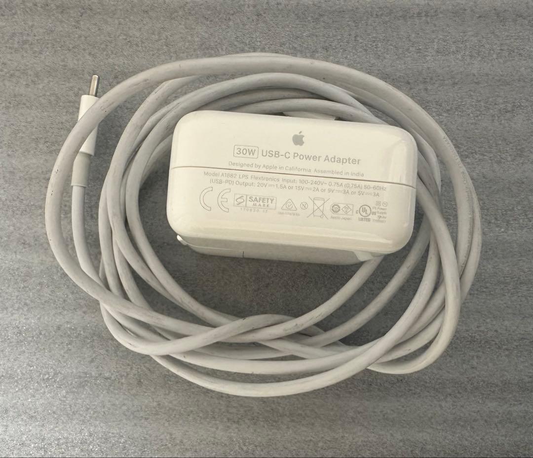 MacBook Air M1 2020 16GB 512GB 充放電138