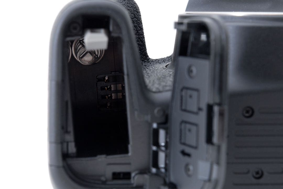 【保証付き】 キャノン デジタル一眼レフCanon EOS Kiss X10i