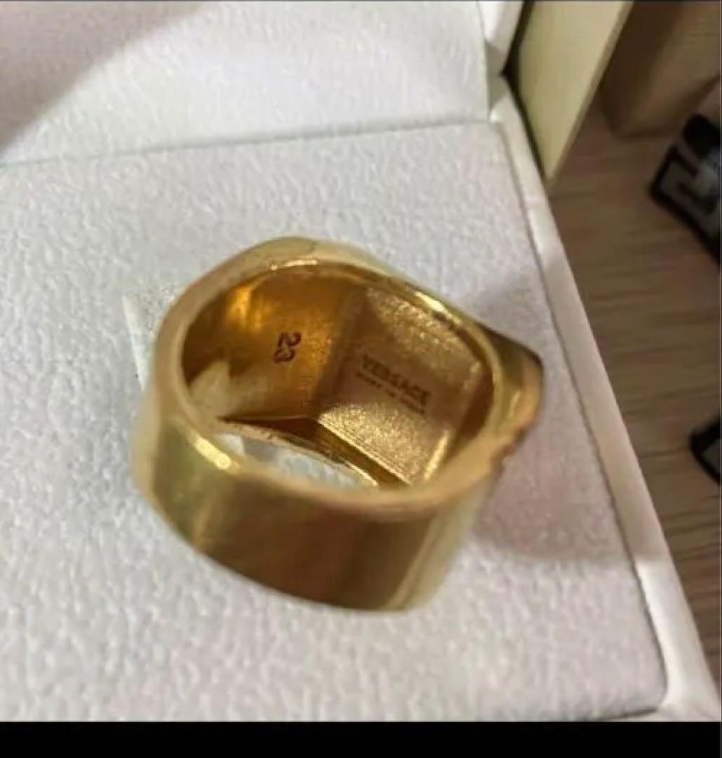 VERSACE ゴールド ブラック リング