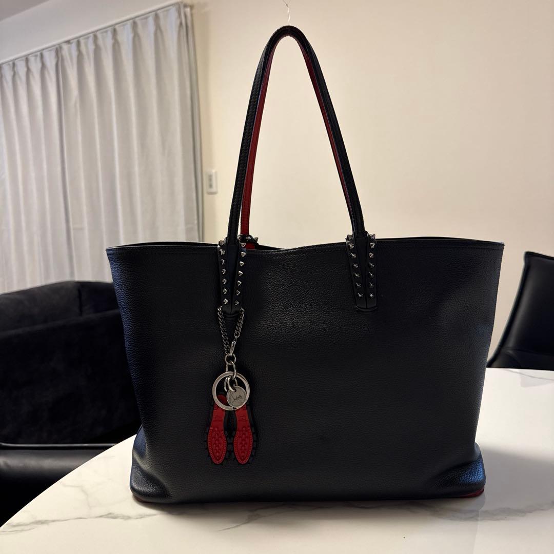 【キーホルダー付き】クリスチャンルブタン　カバタ　トートバッグ