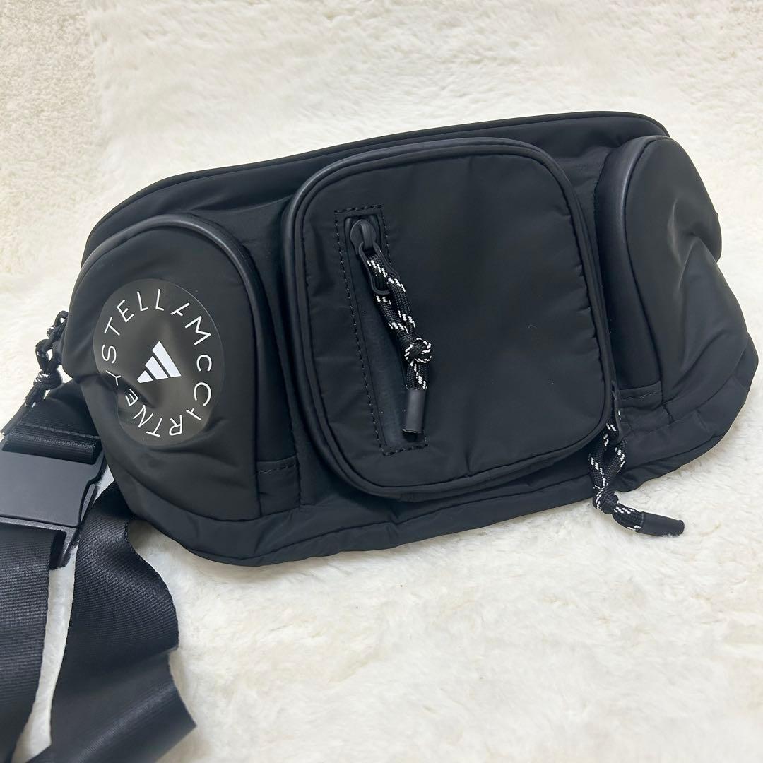 極美品✨アディダスバイステラマッカートニー　ボディバッグ　バムバッグ　ブラック