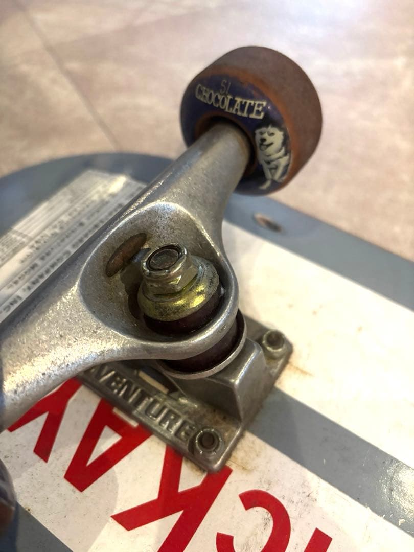 スケートボード　skateboard GIRL chocolate