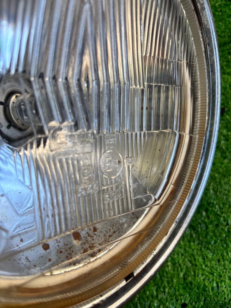 シビエ　凹み　ヘッドライト