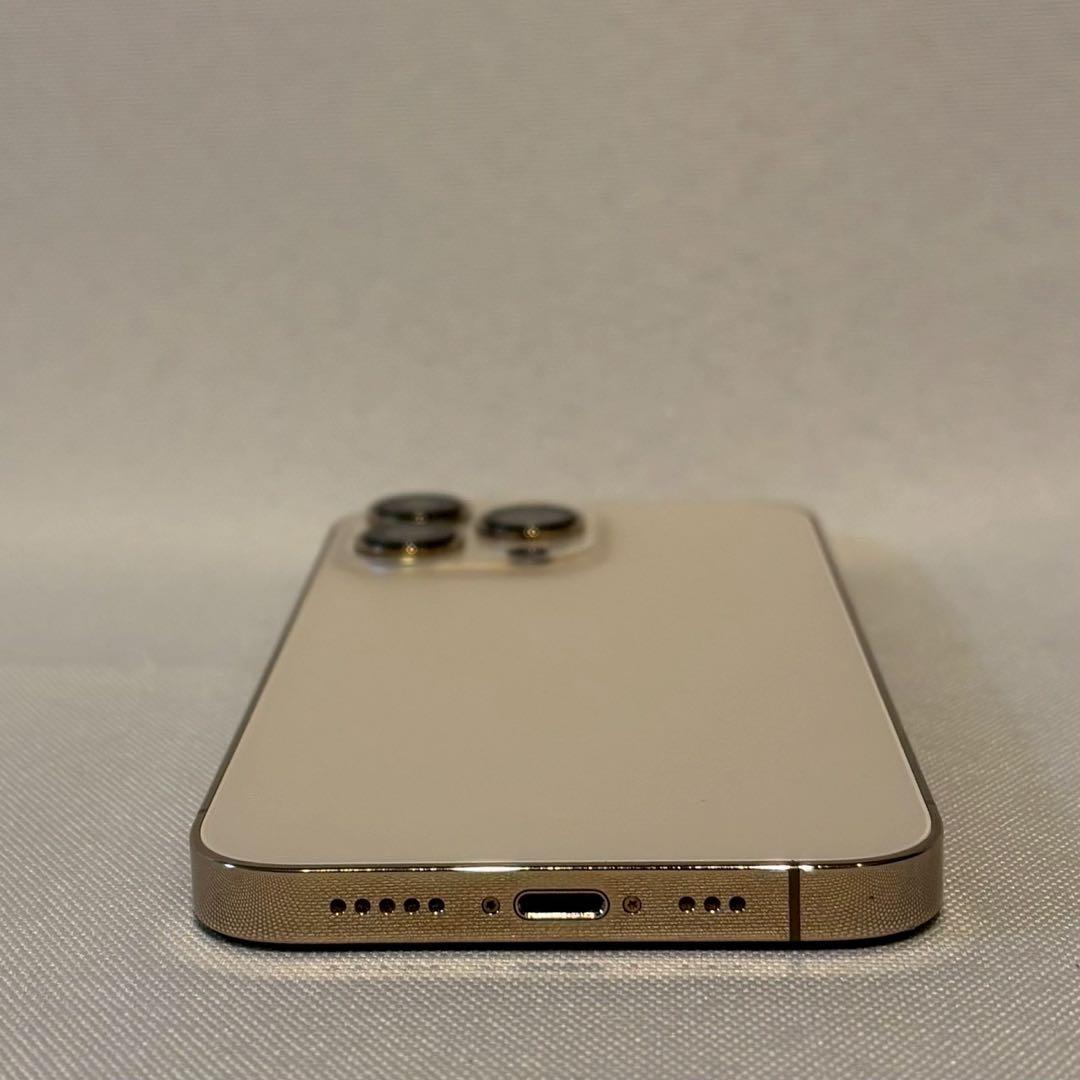 『極美品』iPhone 13 PRO 256GB ゴールド　SIMフリー　本体
