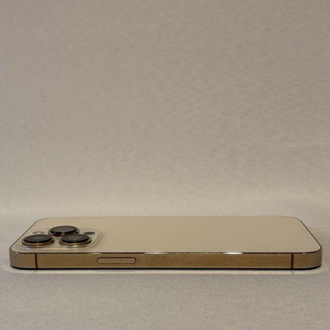 『極美品』iPhone 13 PRO 256GB ゴールド　SIMフリー　本体
