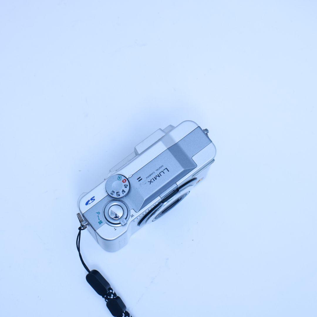 スマホ転送可デジタルカメラ SDカード他 コンデジ　コンパクト