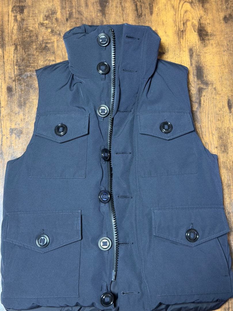   ネイビー ダウンベスト